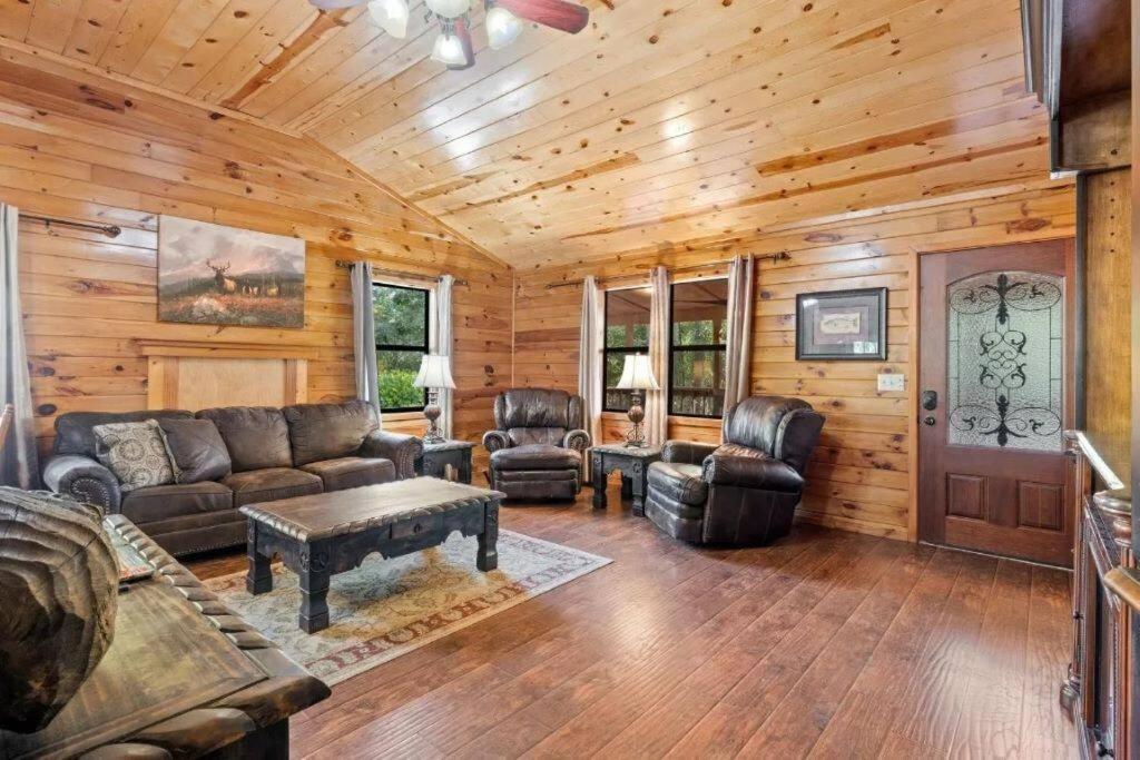 Apartamento Misty Moonlight, Sleeps 4, Mountain Cabin Broken Bow Exterior foto